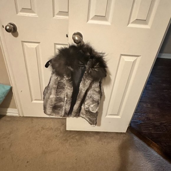 Adrian Landau Rabbit Fur Vest - Picture 2 of 2